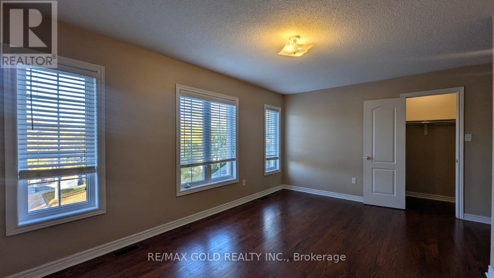 3 Borneo Crescent, Brampton, Ontario  L6R 3C7 - Photo 15 - W12480726