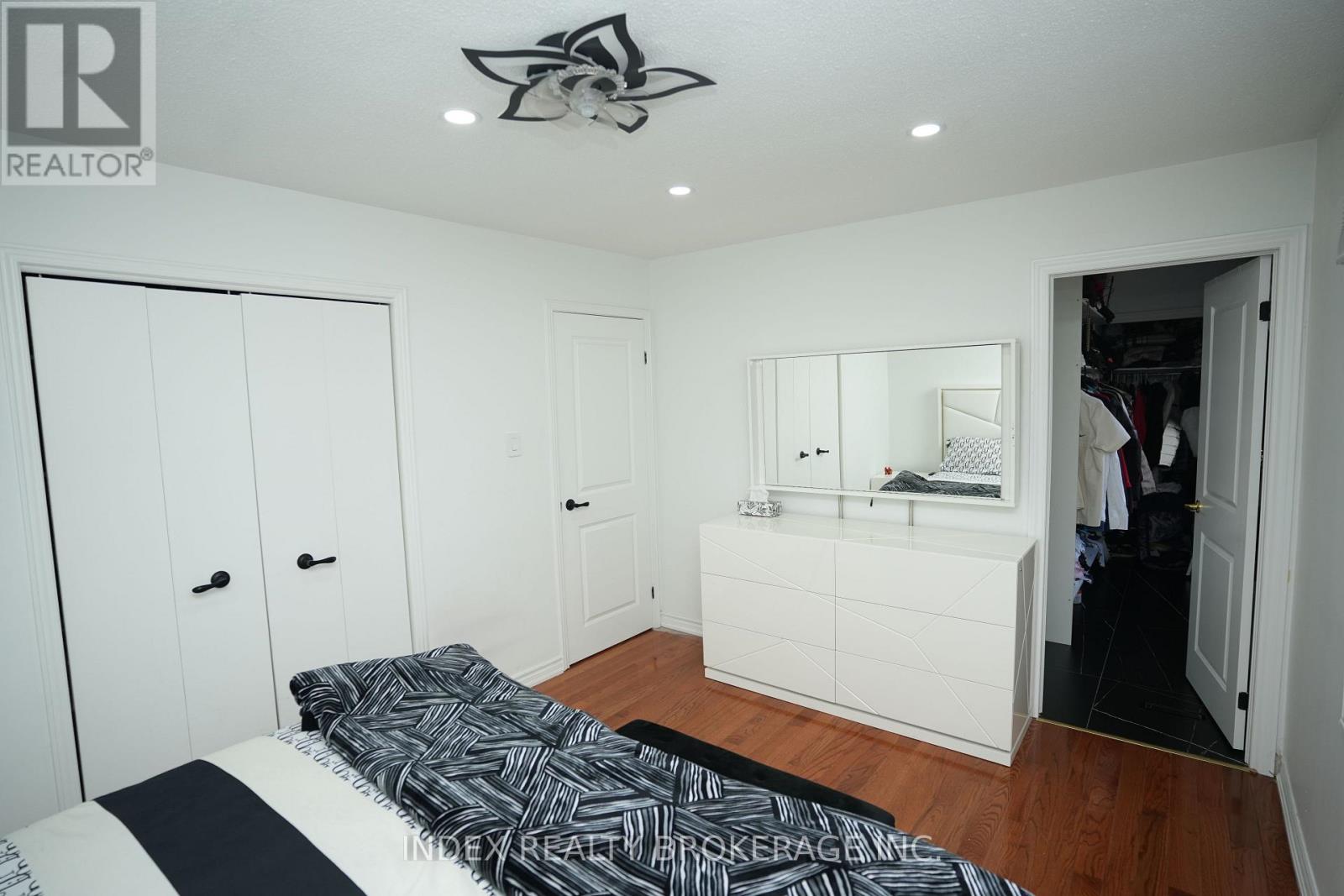 95 Elgin Drive S, Brampton, Ontario  L6Y 2E6 - Photo 17 - W12480727