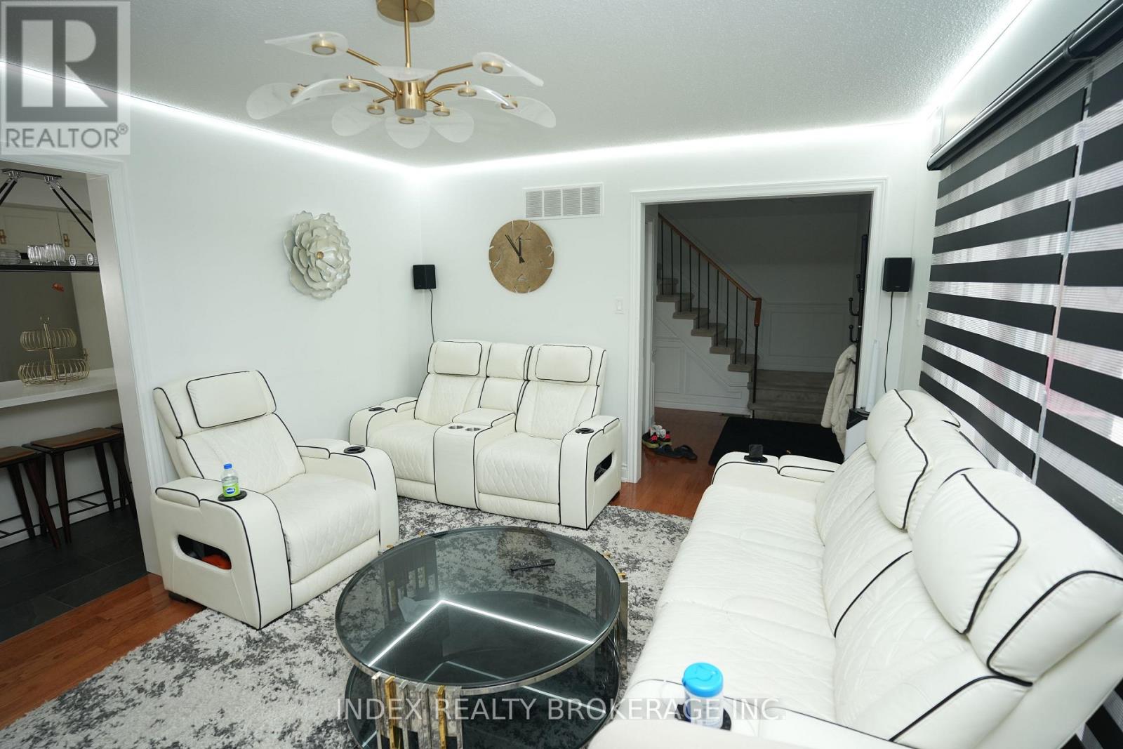 95 Elgin Drive S, Brampton, Ontario  L6Y 2E6 - Photo 7 - W12480727