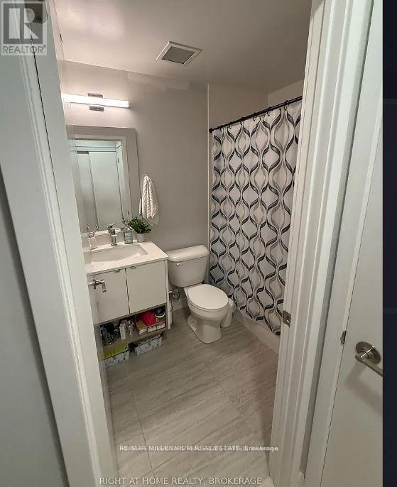 1135 Cooke Boulevard, Burlington, Ontario  L7T 4A8 - Photo 5 - W12480738