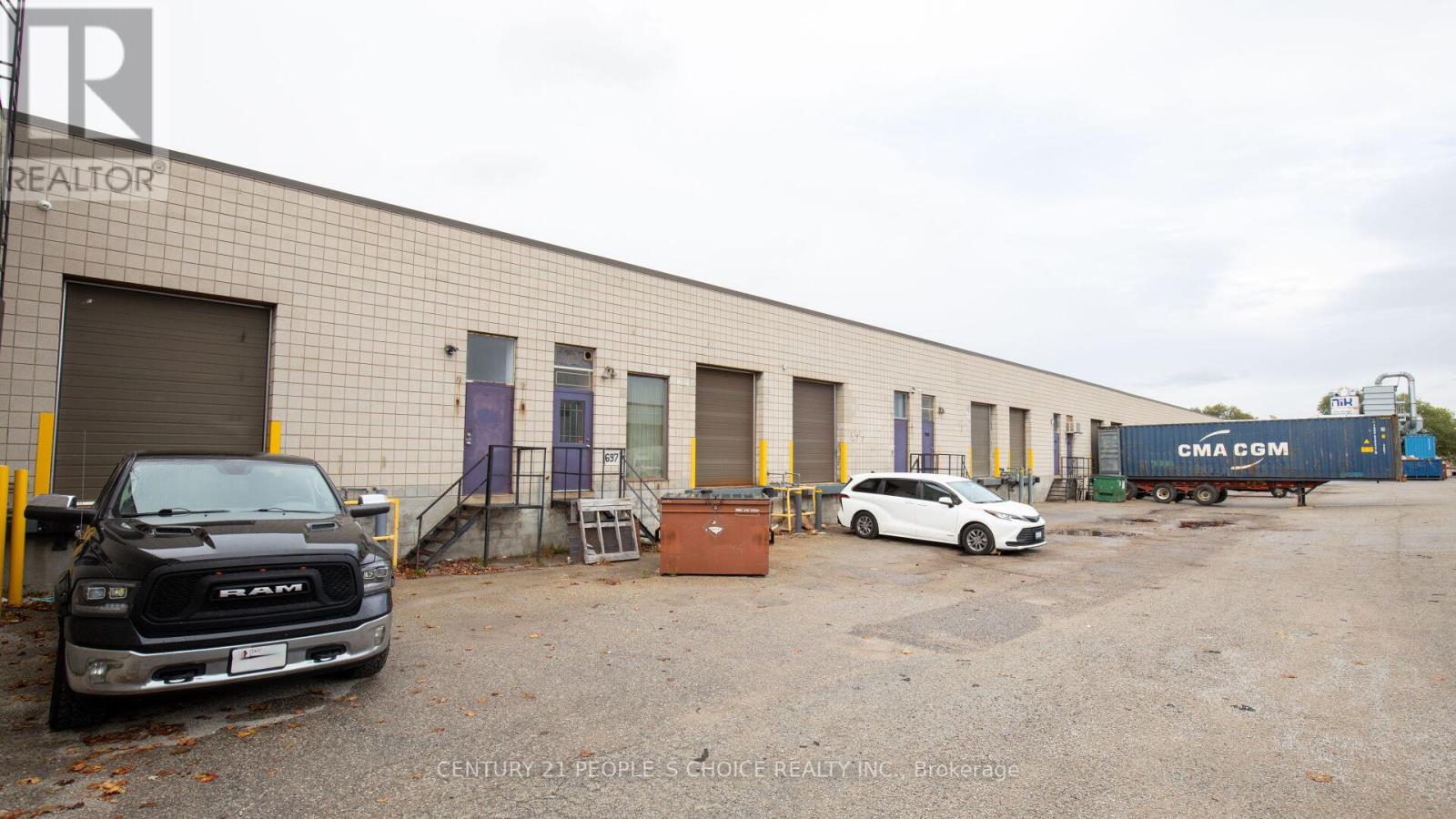 697 Petrolia Road, Toronto, Ontario  M3J 2N6 - Photo 43 - W12480750