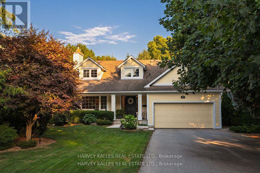 17 Elstree Road, Toronto, Ontario  M9A 3Y9 - Photo 2 - W12480758