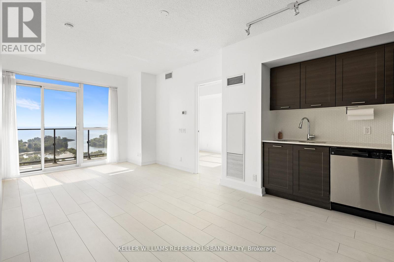 1710 - 2200 Lake Shore Boulevard W, Toronto, Ontario  M8V 1A4 - Photo 2 - W12480764