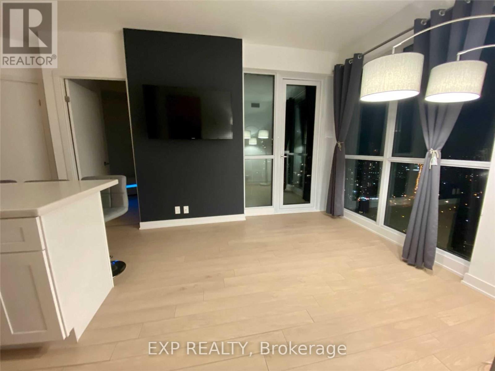 3004 - 10 Park Lawn Road, Toronto, Ontario  M8Y 0H9 - Photo 11 - W12480768