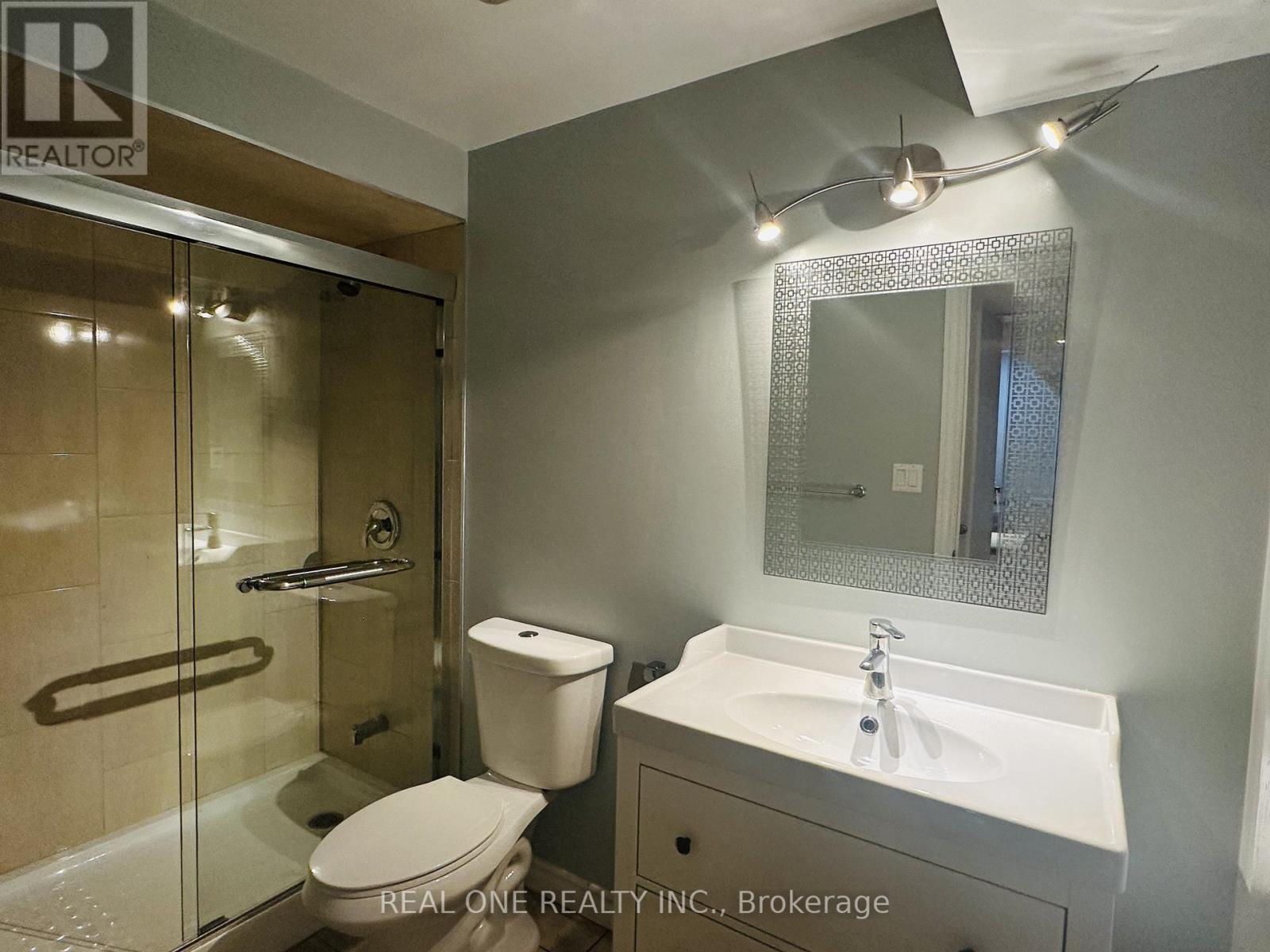 3829 Quiet Creek Drive, Mississauga, Ontario  L5M 8B1 - Photo 20 - W12480787