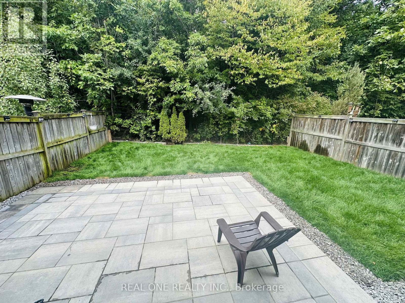 3829 Quiet Creek Drive, Mississauga, Ontario  L5M 8B1 - Photo 21 - W12480787