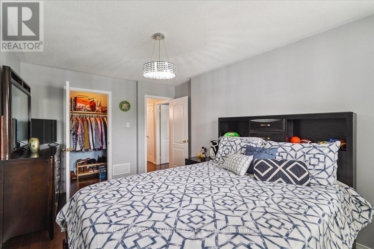 248 Albright Road, Brampton, Ontario  L6X 5E7 - Photo 22 - W12480788