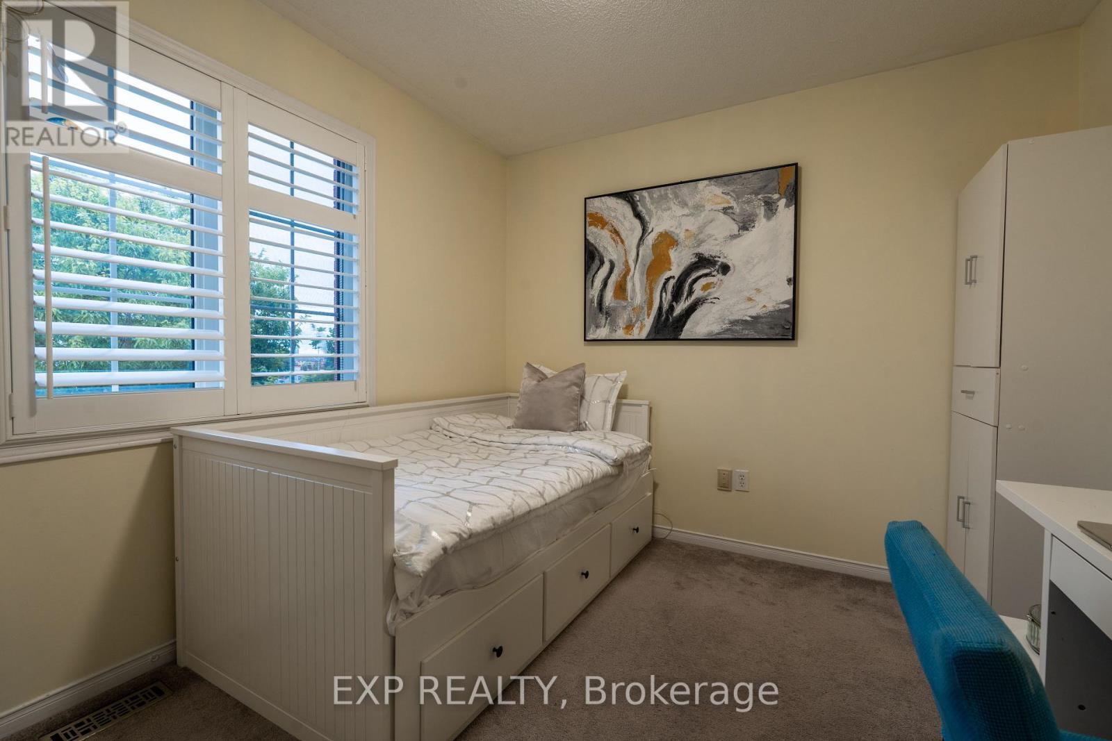 37 Farthingale Crescent, Brampton, Ontario  L7A 1S8 - Photo 16 - W12480802