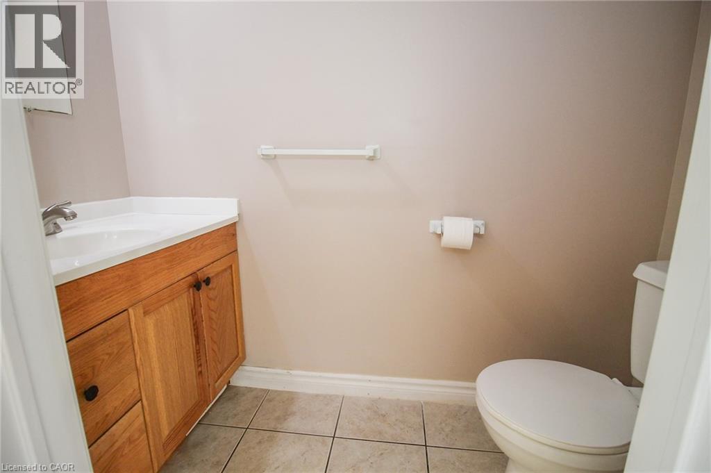 27b Walnut Street, St. Catharines, Ontario  L2T 1H6 - Photo 15 - 40782038
