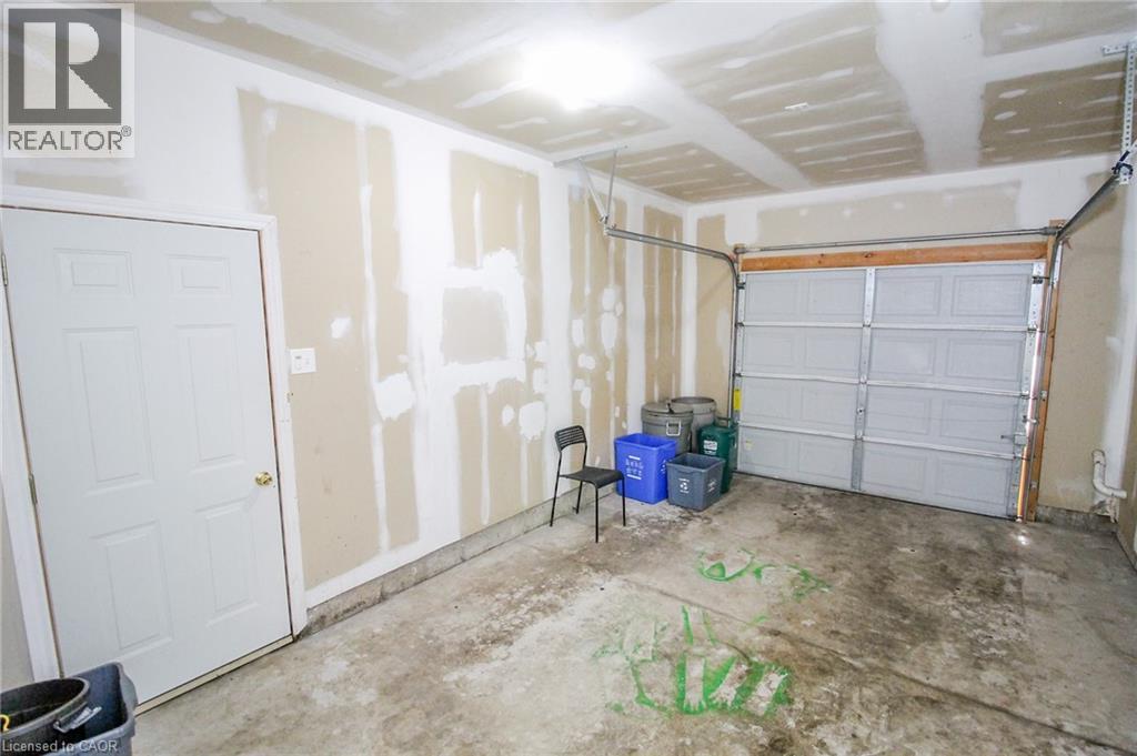 27b Walnut Street, St. Catharines, Ontario  L2T 1H6 - Photo 44 - 40782038