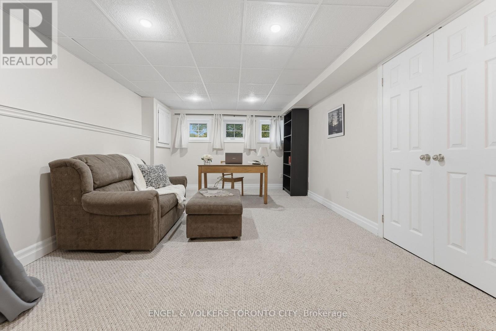6 Kingsgate Crescent, East Gwillimbury (Mt Albert), Ontario  L0G 1M0 - Photo 27 - N12480796