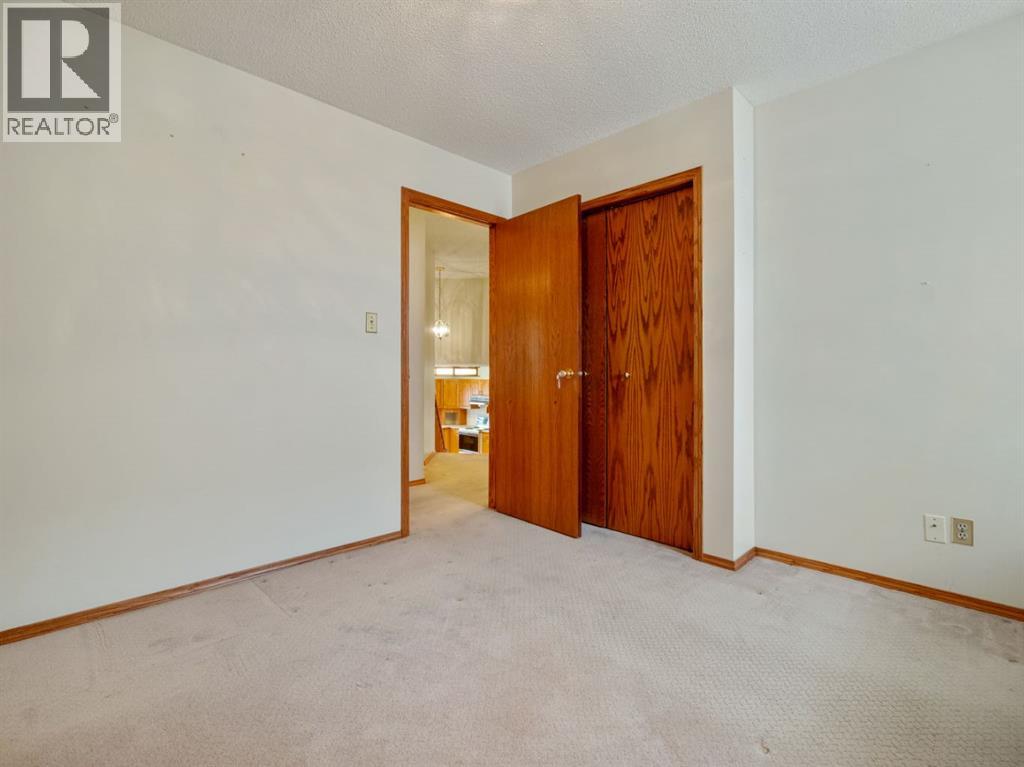 87 Edgewood Boulevard W, Lethbridge, Alberta  T1K 5Z5 - Photo 18 - A2255533