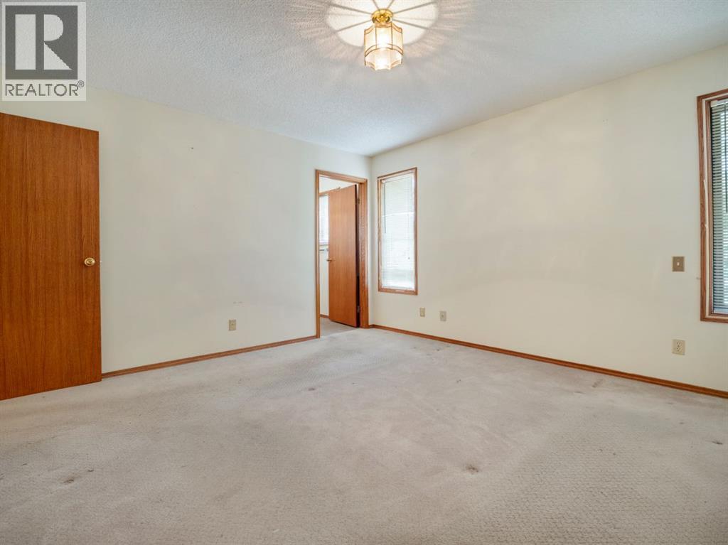 87 Edgewood Boulevard W, Lethbridge, Alberta  T1K 5Z5 - Photo 26 - A2255533