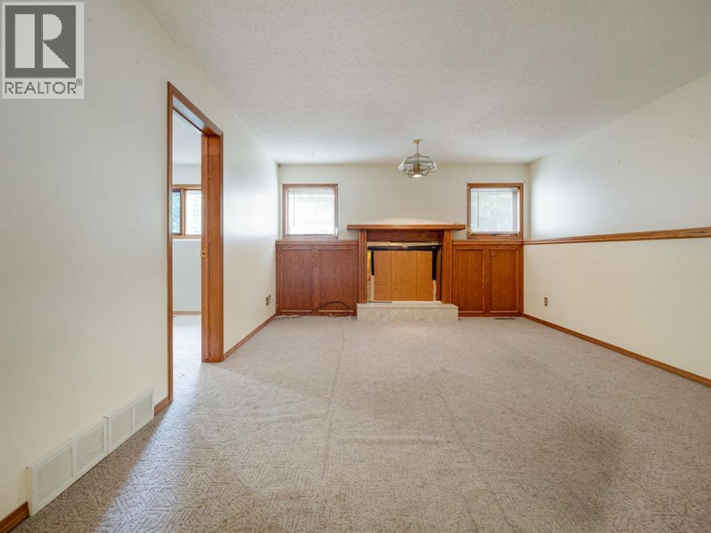 87 Edgewood Boulevard W, Lethbridge, Alberta  T1K 5Z5 - Photo 30 - A2255533