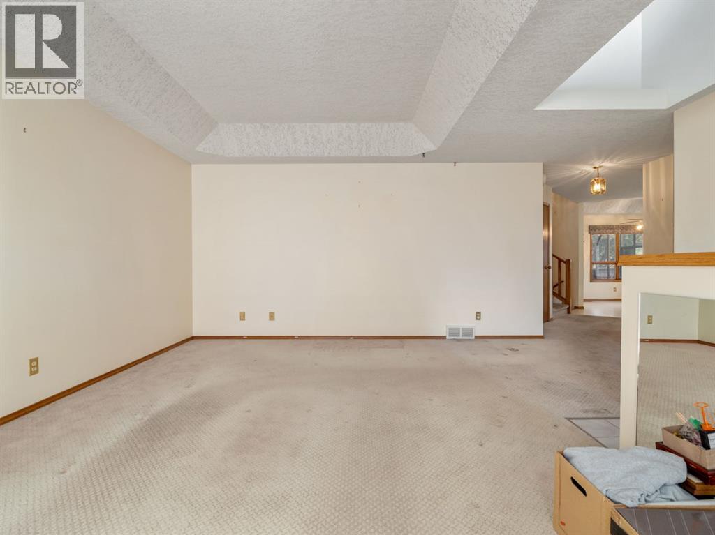 87 Edgewood Boulevard W, Lethbridge, Alberta  T1K 5Z5 - Photo 15 - A2255533