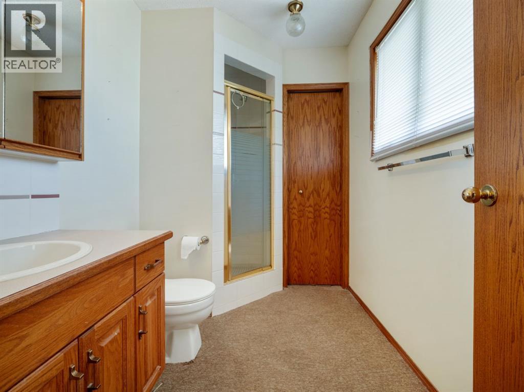 87 Edgewood Boulevard W, Lethbridge, Alberta  T1K 5Z5 - Photo 37 - A2255533