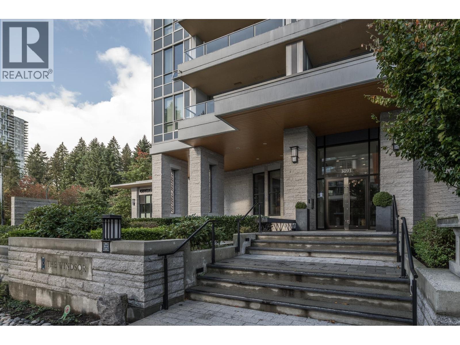 1508 3093 Windsor Gate, Coquitlam, British Columbia  V3B 0N2 - Photo 2 - R3061648