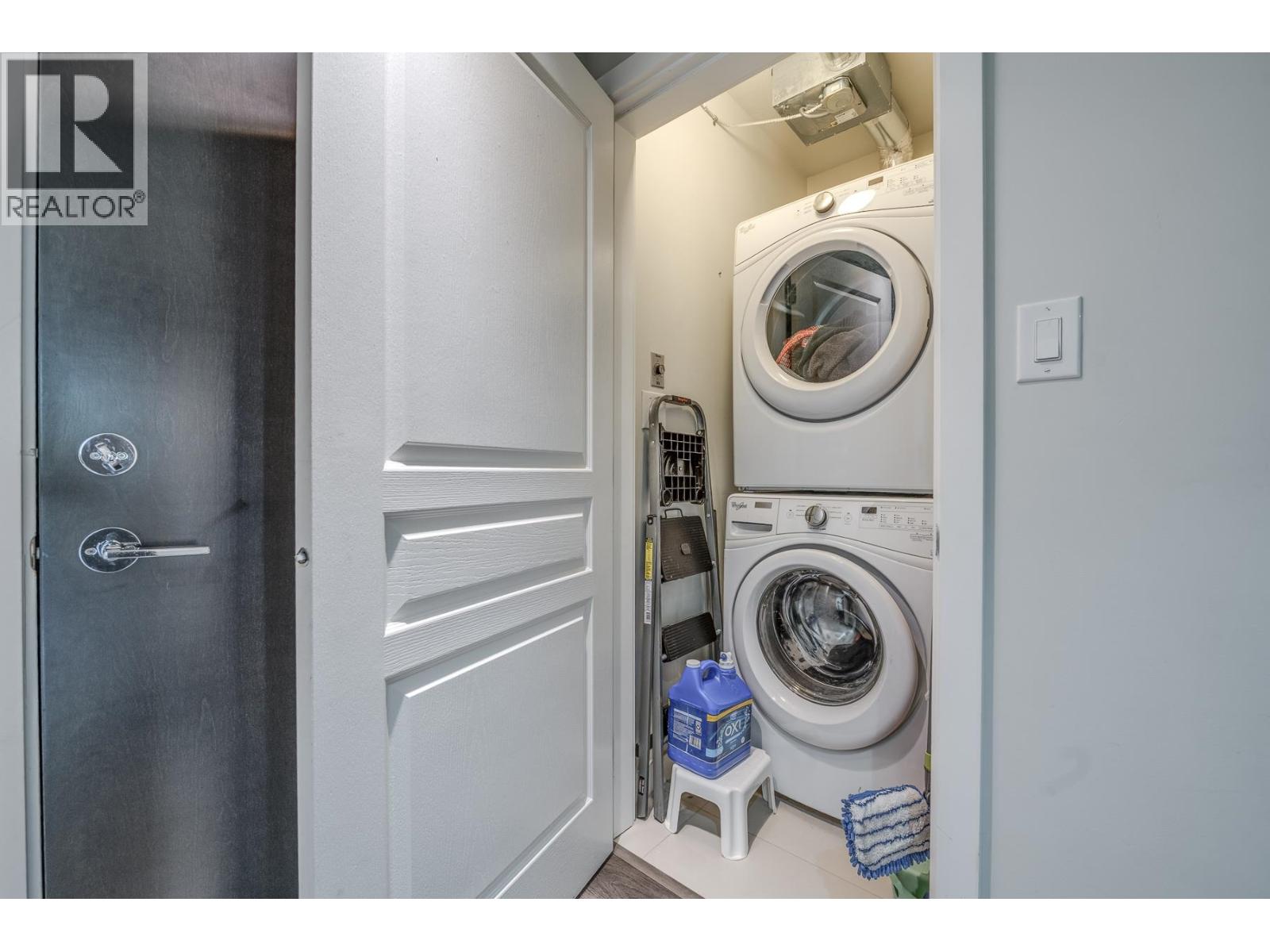 1508 3093 Windsor Gate, Coquitlam, British Columbia  V3B 0N2 - Photo 21 - R3061648