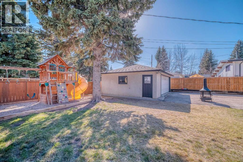 2715 63 Avenue Sw, Calgary, Alberta  T3E 5J6 - Photo 46 - A2255940