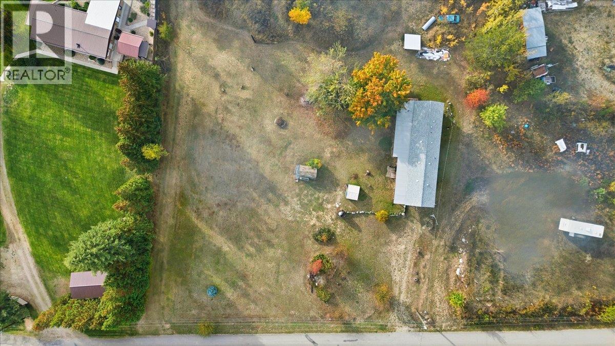 2413 Doukhobour Road, Castlegar, British Columbia  V1N 4P2 - Photo 8 - 10366528