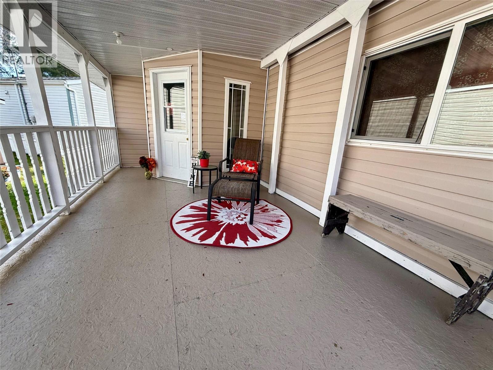 1545 Columbia Avenue Unit# 23 Lot# 30, Castlegar, British Columbia  V1N 1J1 - Photo 2 - 10366671