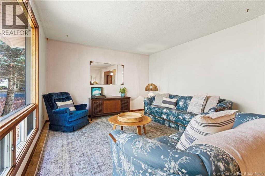 27 Grasse Circle, Fredericton, New Brunswick  E3A 7S8 - Photo 11 - NB129106