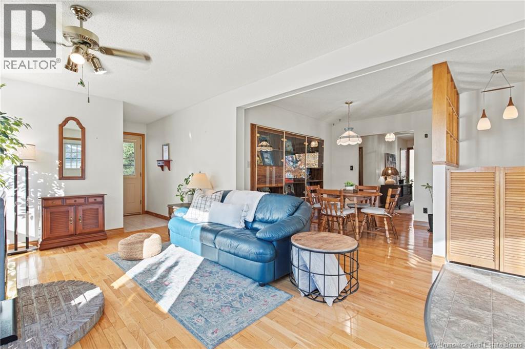 27 Grasse Circle, Fredericton, New Brunswick  E3A 7S8 - Photo 15 - NB129106