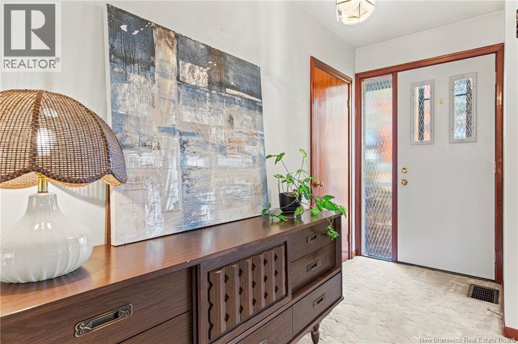 27 Grasse Circle, Fredericton, New Brunswick  E3A 7S8 - Photo 9 - NB129106