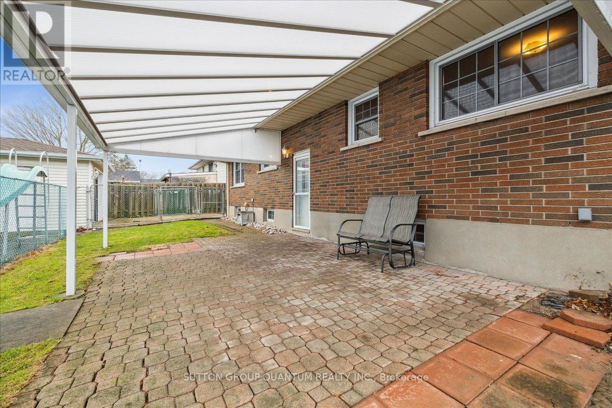 297 Lakeshore Road, St. Catharines, Ontario  L2M 1S1 - Photo 33 - X12480695