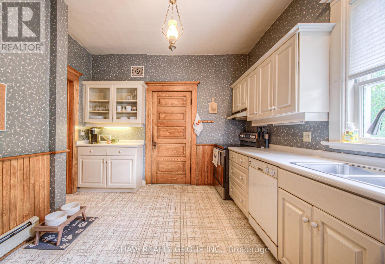 543 Queenston Road, Cambridge, Ontario  N3H 3J9 - Photo 17 - X12480725