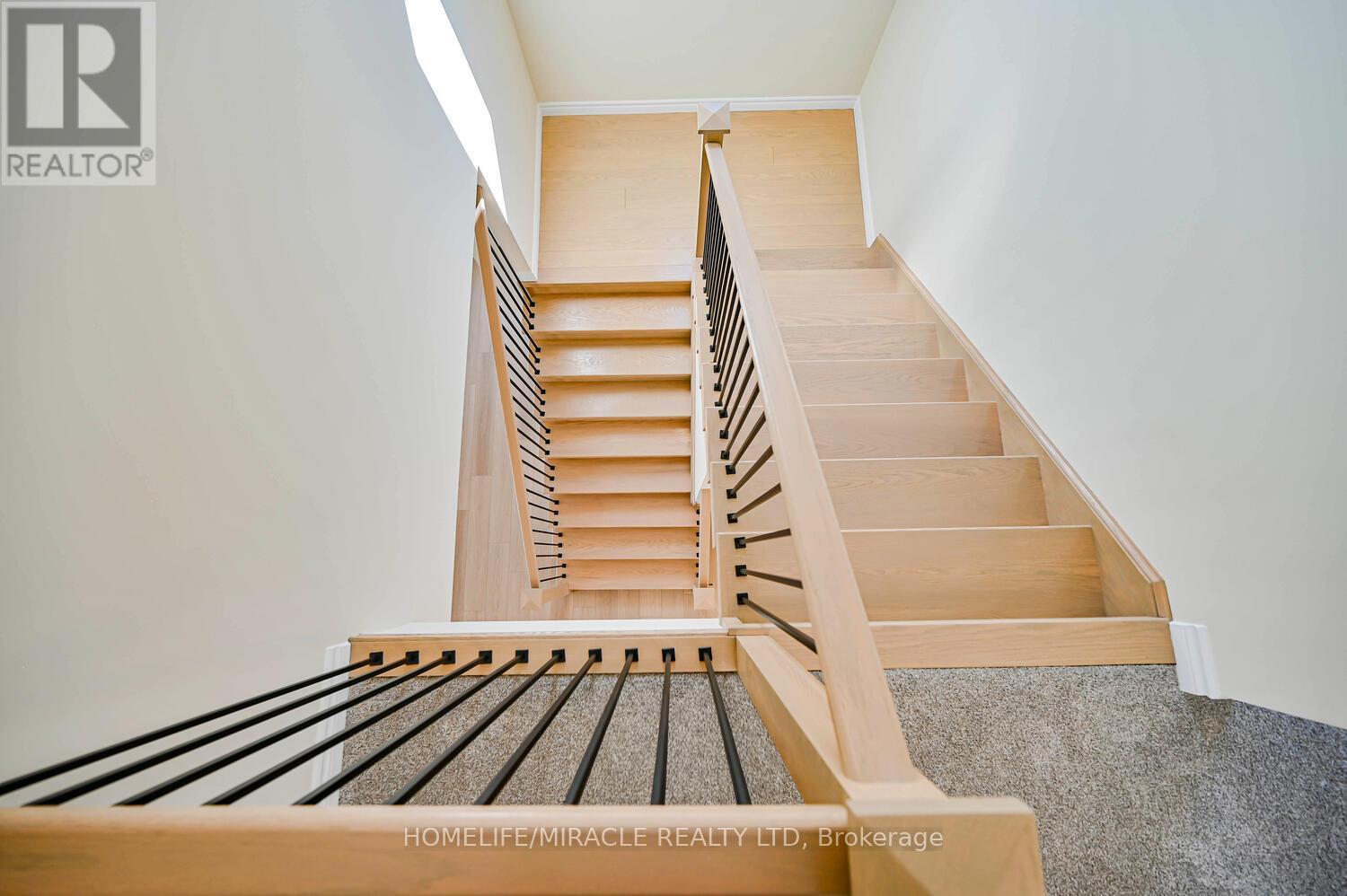 16 Munn Crescent, Brant, Ontario  N3L 0N3 - Photo 18 - X12480809