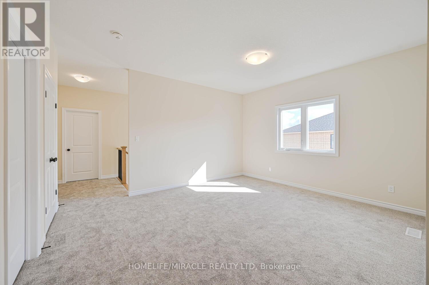 16 Munn Crescent, Brant, Ontario  N3L 0N3 - Photo 19 - X12480809