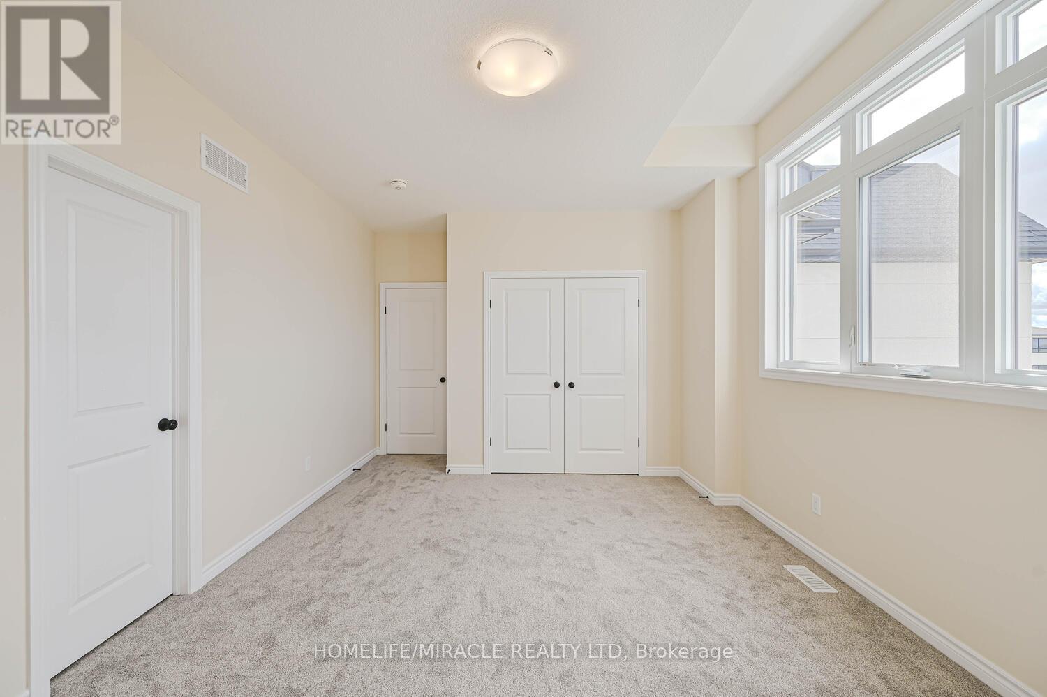 16 Munn Crescent, Brant, Ontario  N3L 0N3 - Photo 34 - X12480809