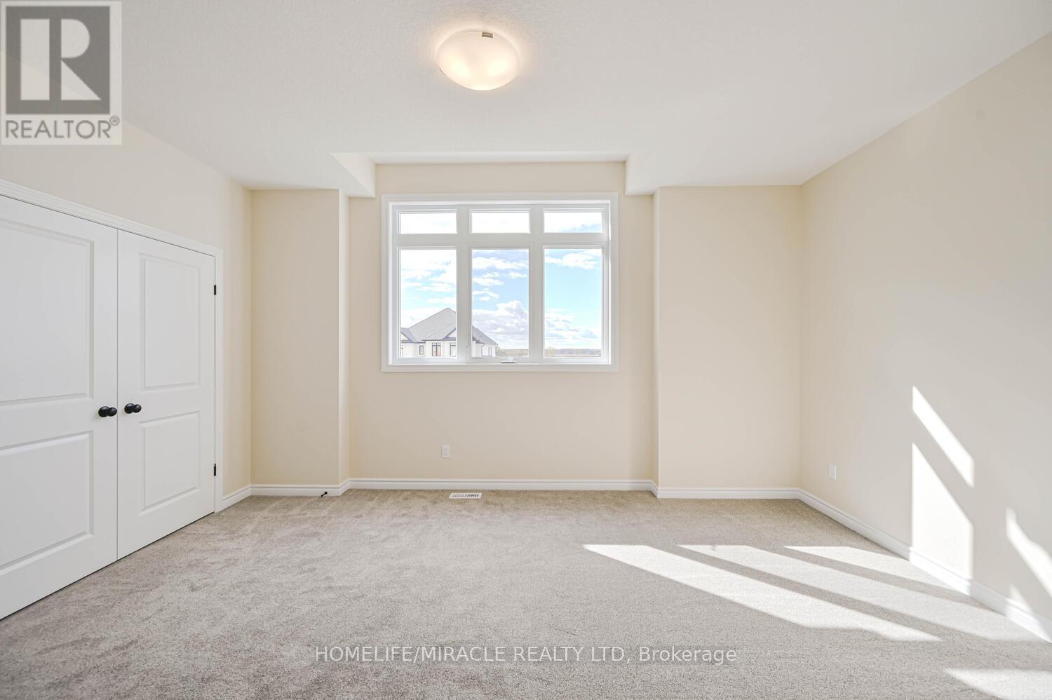 16 Munn Crescent, Brant, Ontario  N3L 0N3 - Photo 35 - X12480809