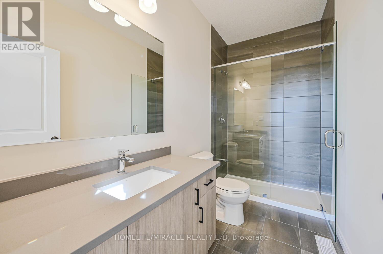 16 Munn Crescent, Brant, Ontario  N3L 0N3 - Photo 42 - X12480809
