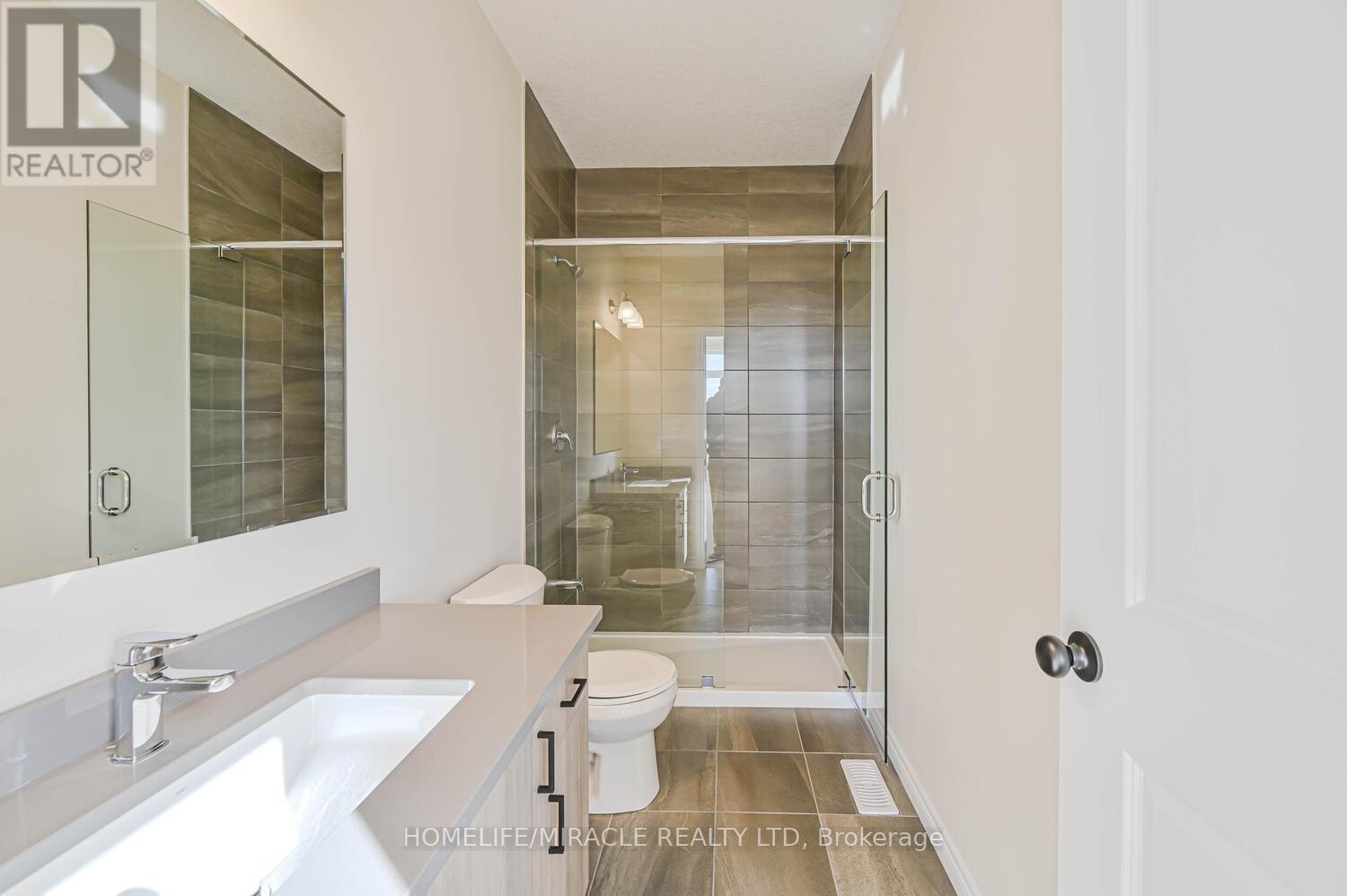 16 Munn Crescent, Brant, Ontario  N3L 0N3 - Photo 43 - X12480809