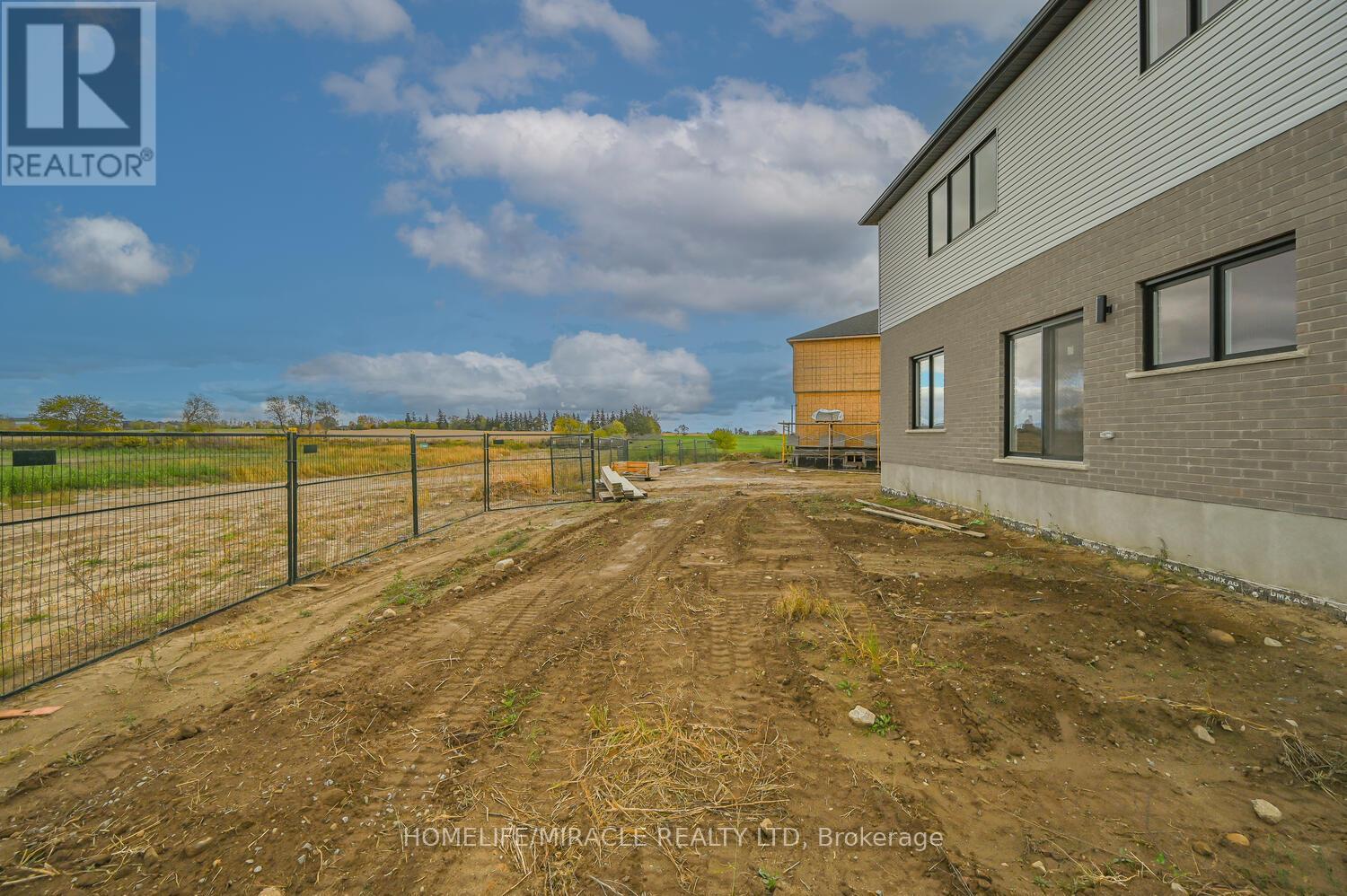 16 Munn Crescent, Brant, Ontario  N3L 0N3 - Photo 48 - X12480809