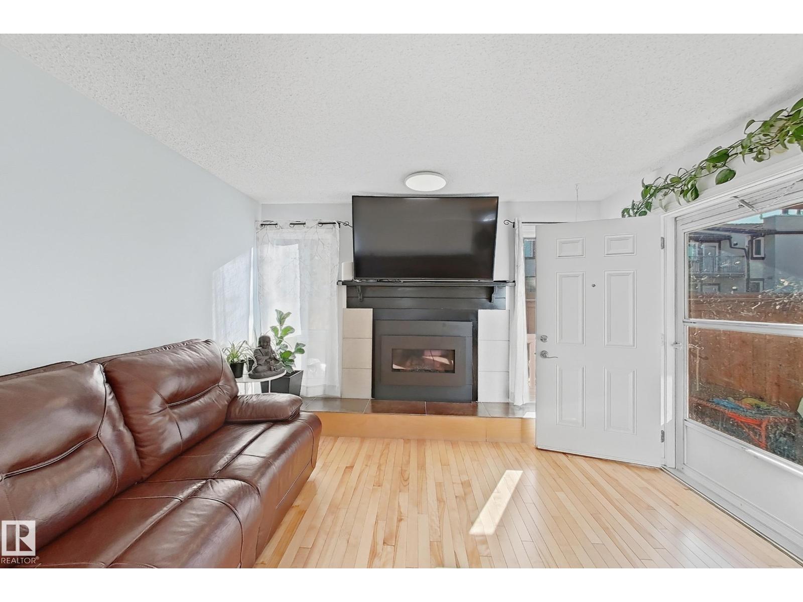 3605 30 Av Nw, Edmonton, Alberta  T6L 5H5 - Photo 7 - E4463385