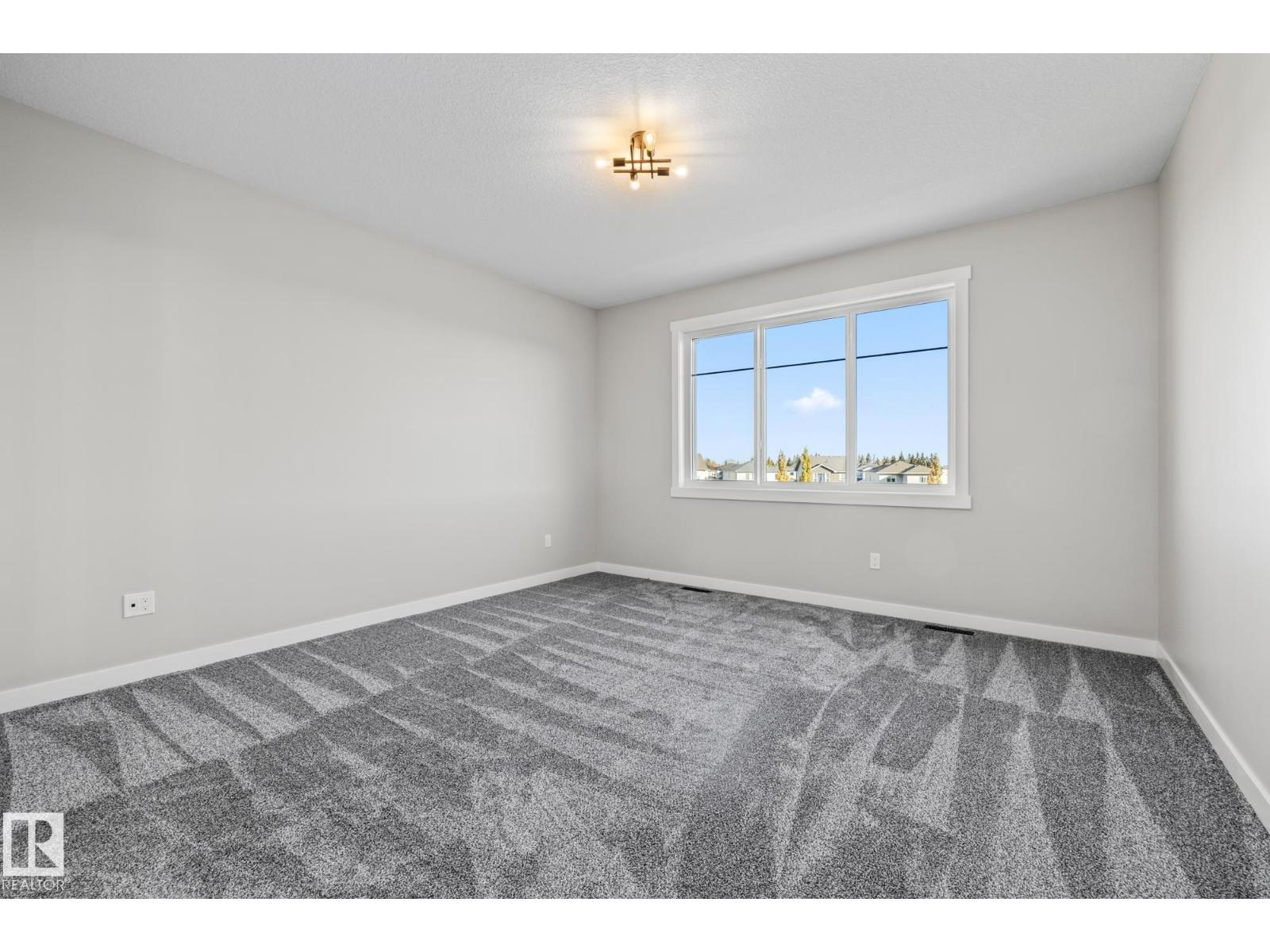 671 King St, Spruce Grove, Alberta  T7X 4P7 - Photo 36 - E4463388