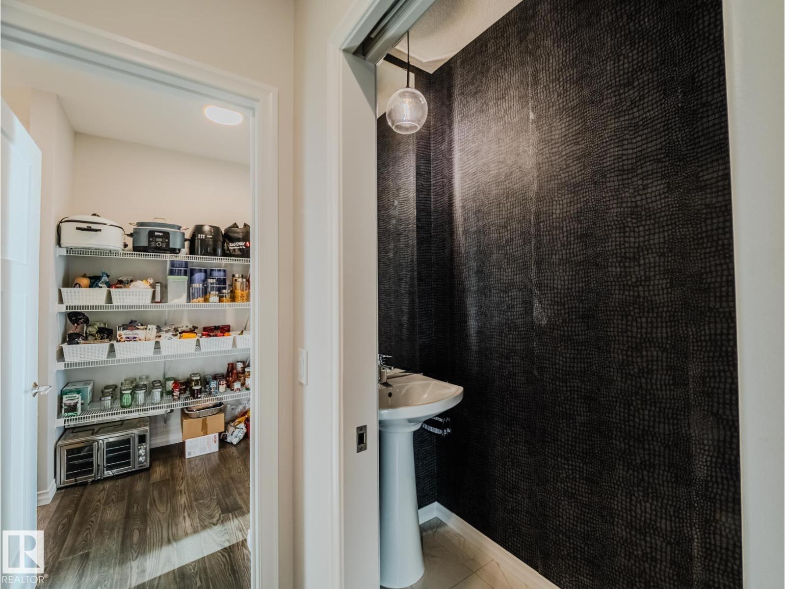 166 Sedum Wy, Sherwood Park, Alberta  T8H 2X8 - Photo 11 - E4463391