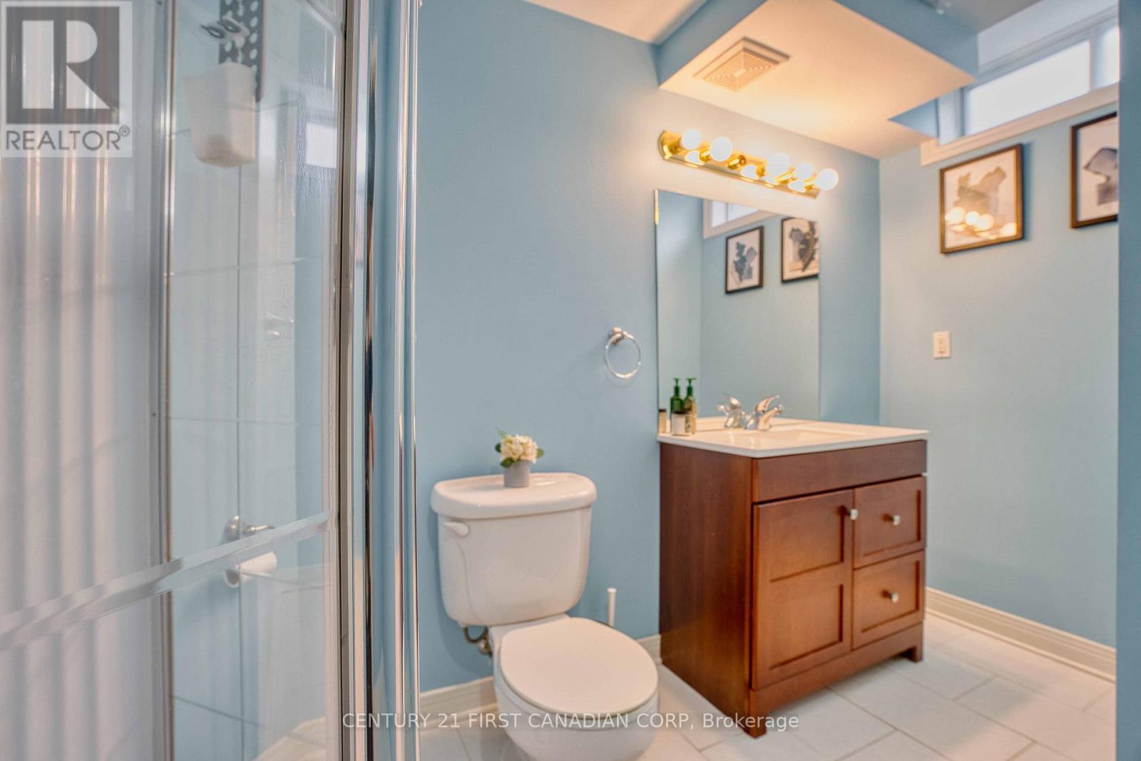 Photo 40 of 50 for 27 Lavender Way