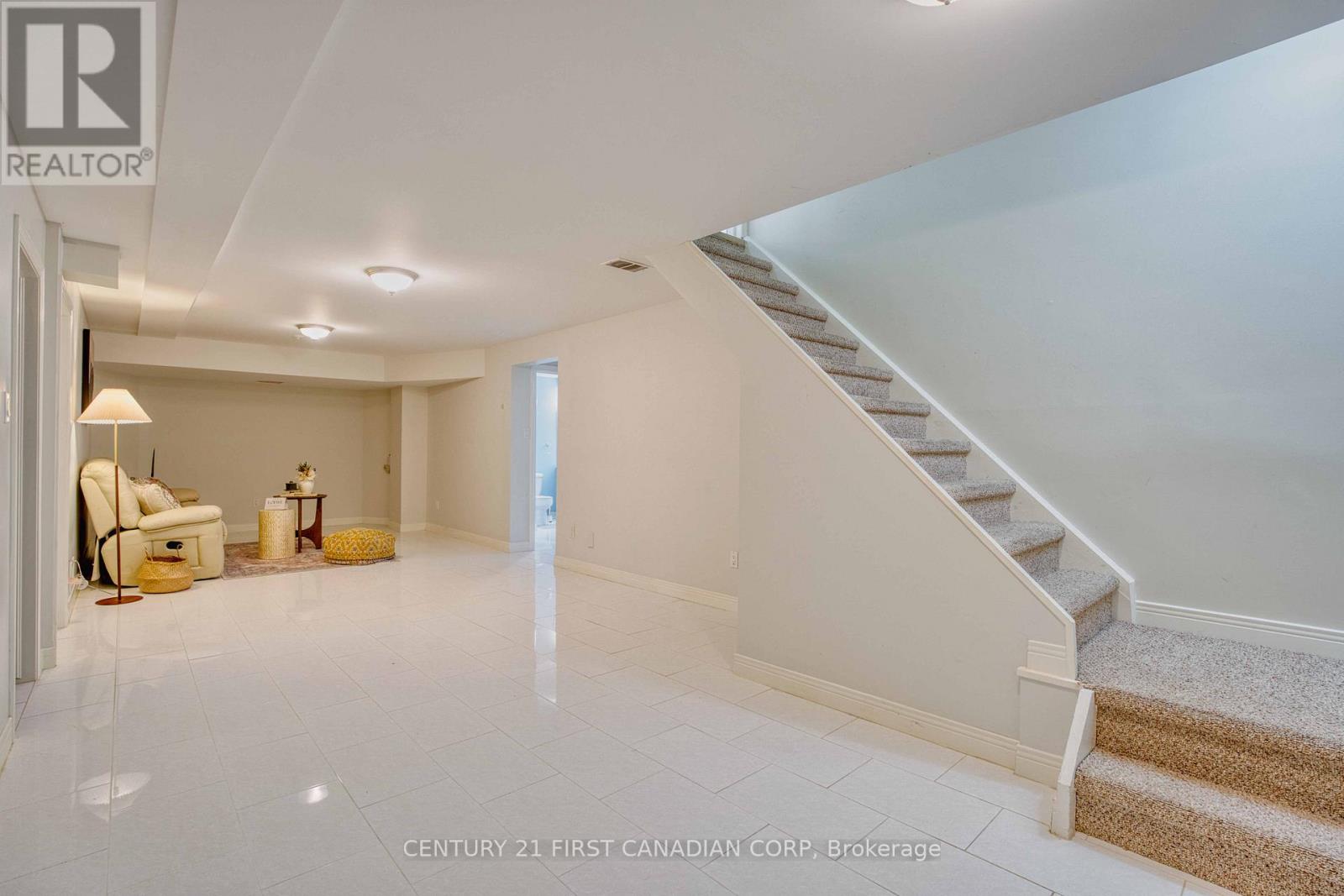 27 Lavender Way, London North, Ontario  N5X 3H9 - Photo 34 - X12478606