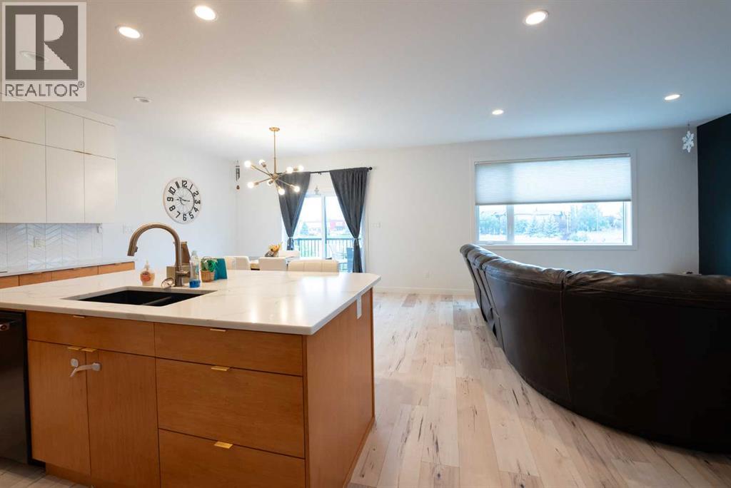 421 Rivergrove Chase W, Lethbridge, Alberta  T1K 8E9 - Photo 4 - A2251899