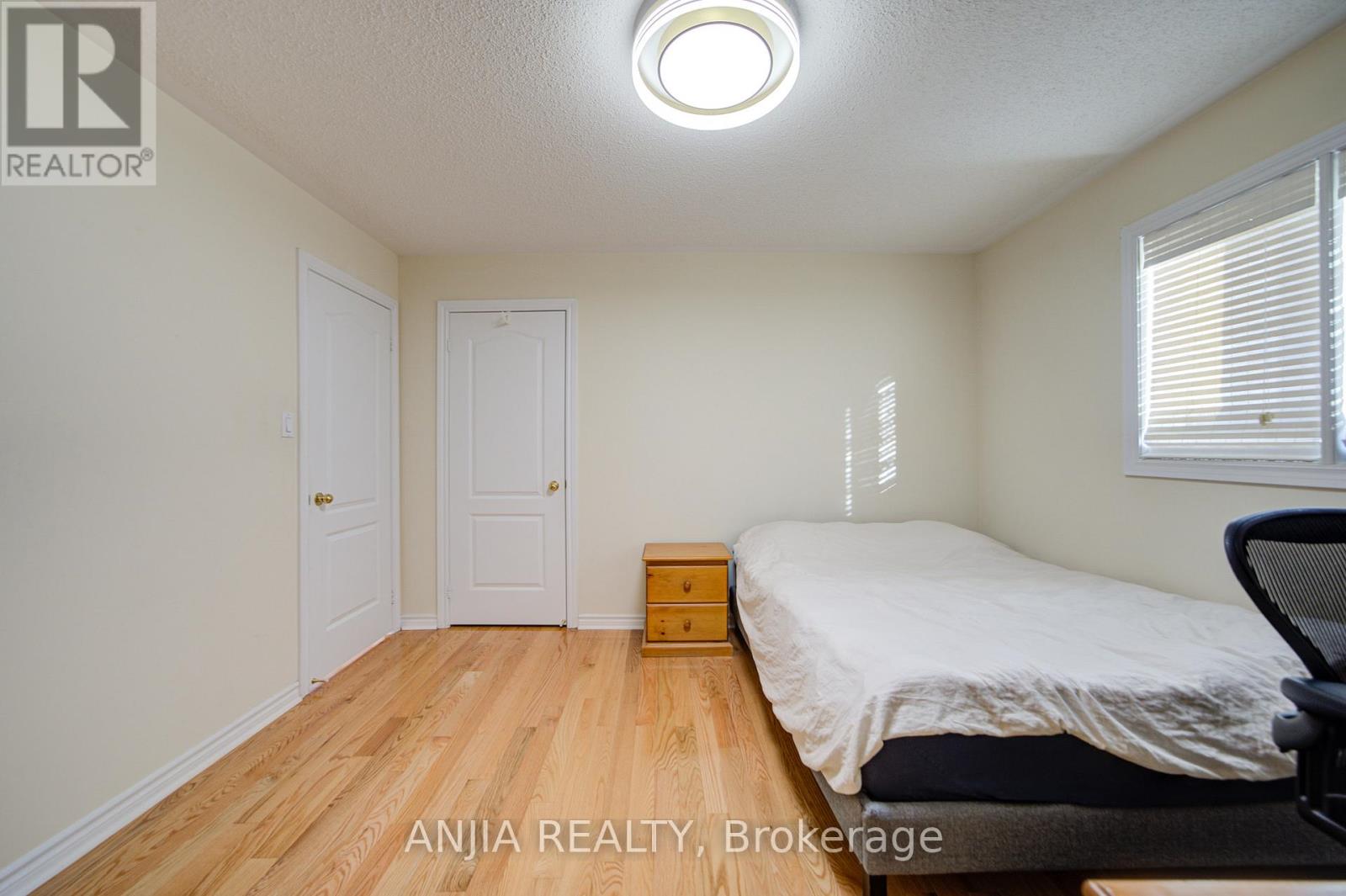 54 Rouge Bank Drive, Markham, Ontario  L3S 4C7 - Photo 34 - N12480760