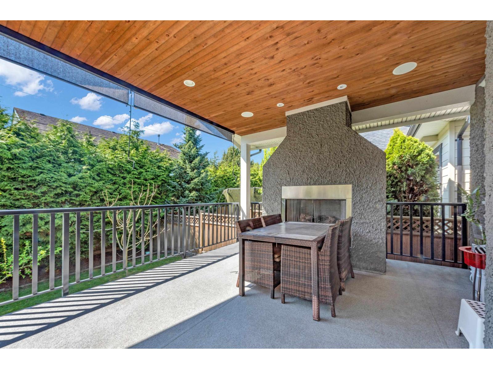16329 8 Avenue, Surrey, British Columbia  V4A 1A3 - Photo 4 - R3061689