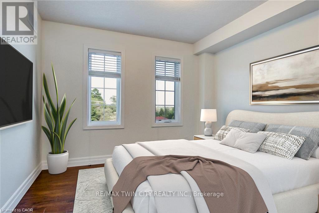 43 Woolwich Street, Kitchener, Ontario  N2K 1S2 - Photo 30 - X12476231