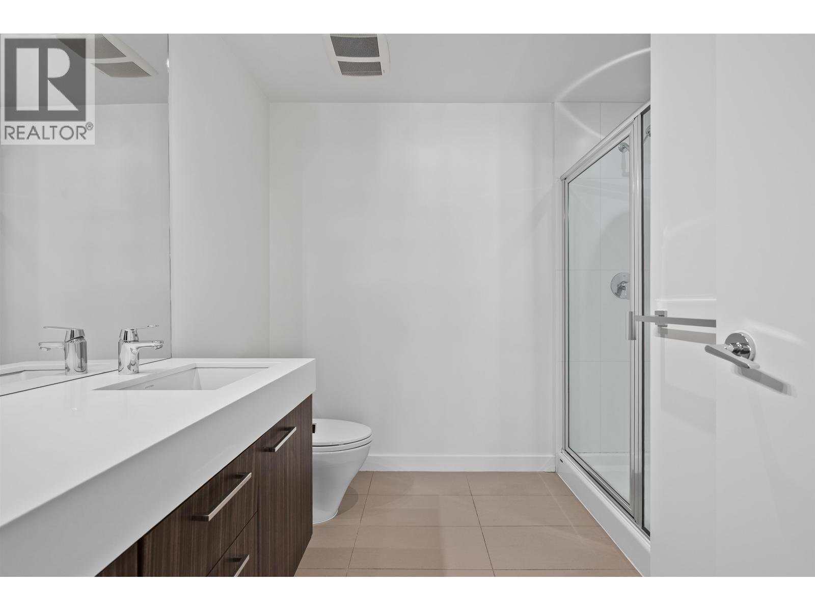 301 553 Foster Avenue, Coquitlam, British Columbia  V3J 0B5 - Photo 19 - R3061388