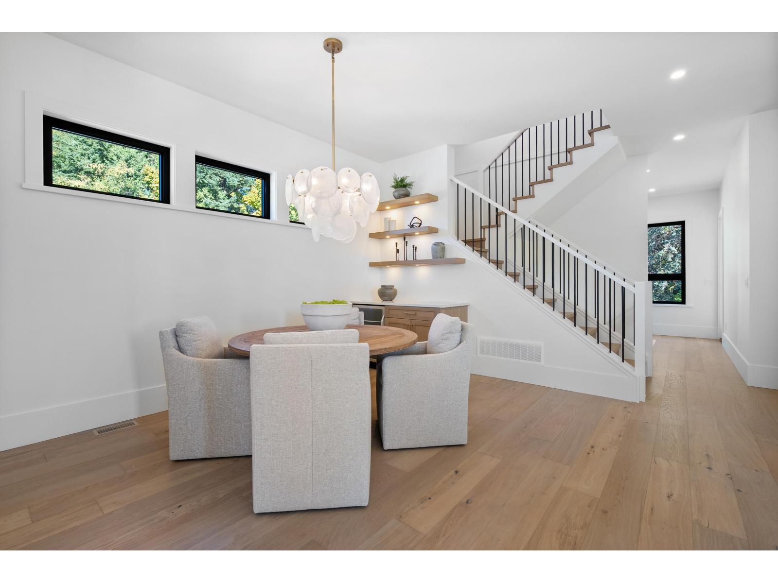16243 10 Avenue, Surrey, British Columbia  V4A 1A9 - Photo 4 - R3061529