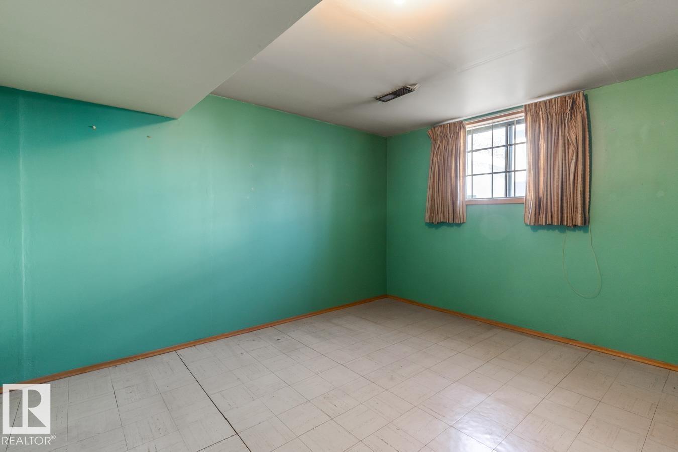 8712 89 Av Nw, Edmonton, Alberta  T6C 1N7 - Photo 18 - E4463393