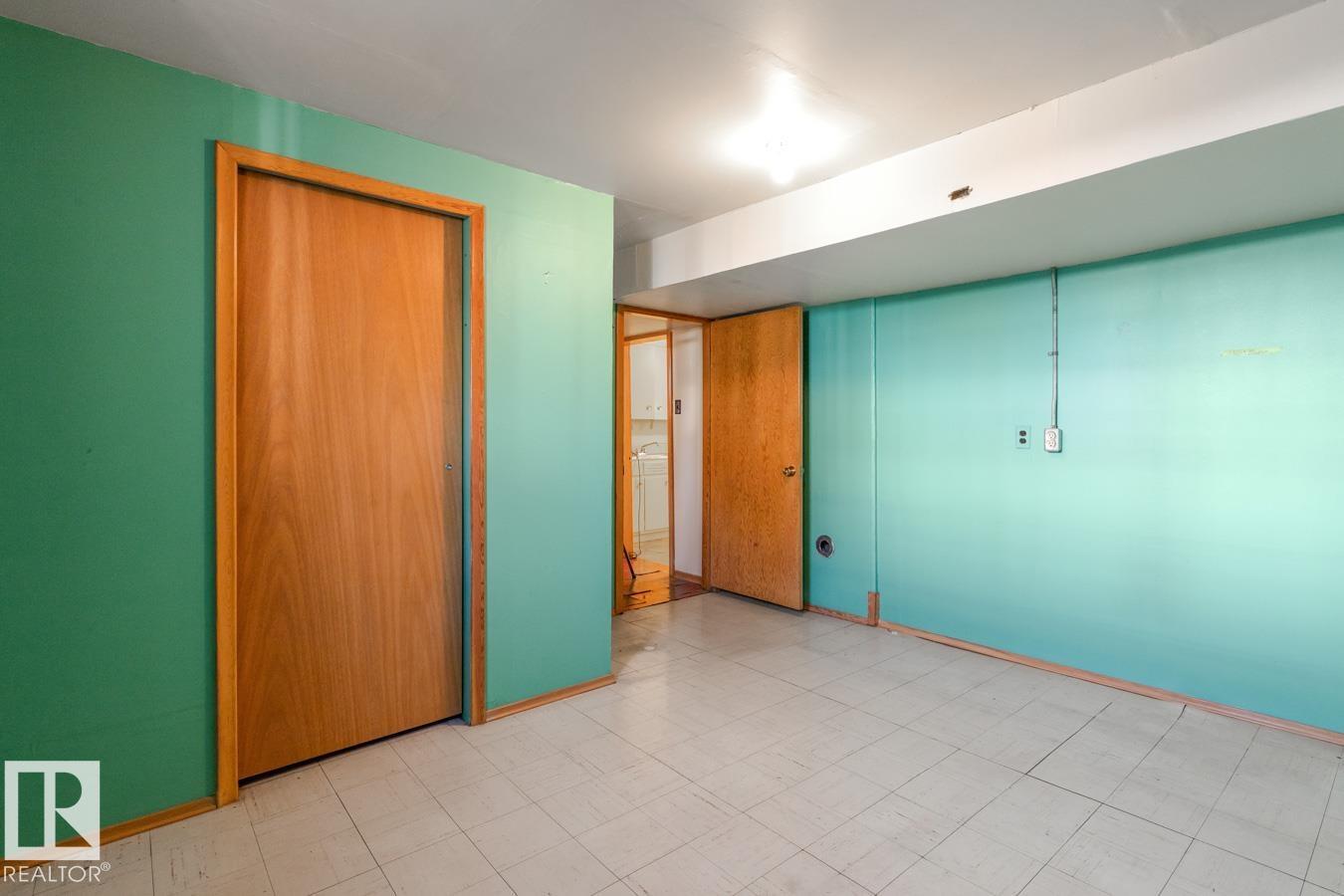 8712 89 Av Nw, Edmonton, Alberta  T6C 1N7 - Photo 19 - E4463393